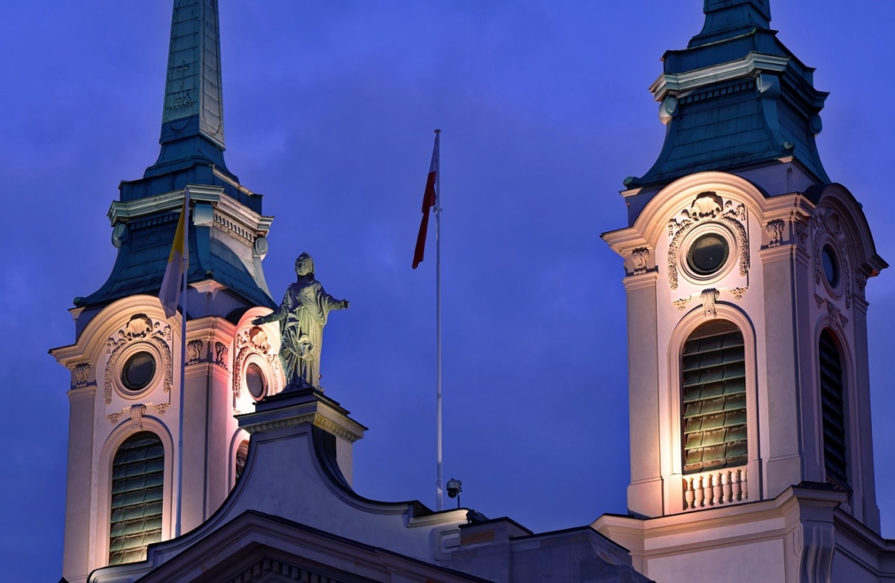 rugaciunea sfantului mucenic ciprian pentru izbavirea de vraji blesteme de toata lucrarea