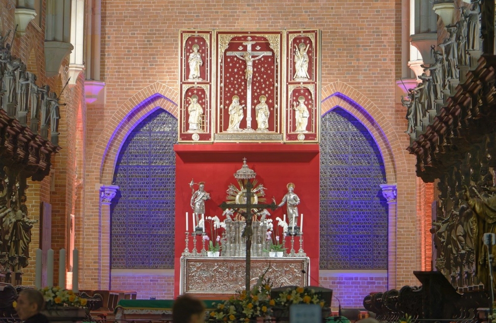 sfantul ierarh nicolae arhiepiscopul mirelor lichiei